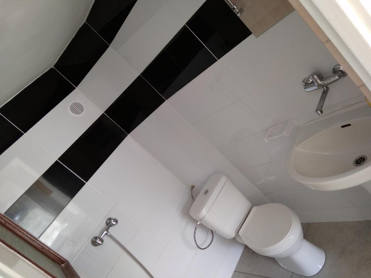 Apartament Przy Parku Noclegi Plock Exterior photo